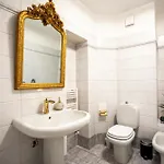 Terme Luxury In A 14th Century Palace * פירנצה