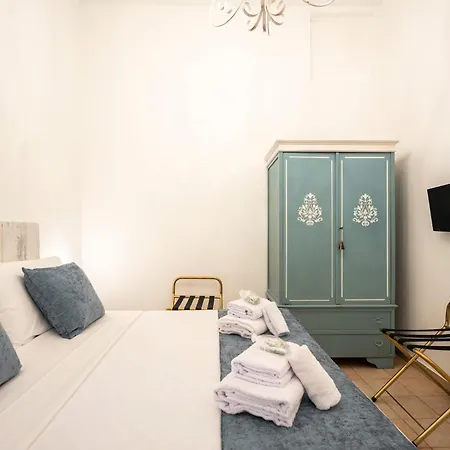 Terme Luxury In A 14th Century Palace * Floransa