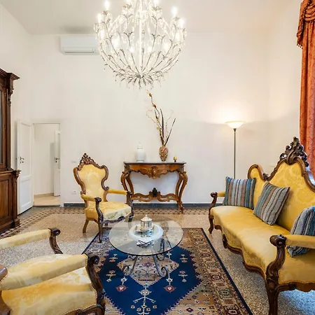 アパート Terme Luxury In A 14th Century Palace