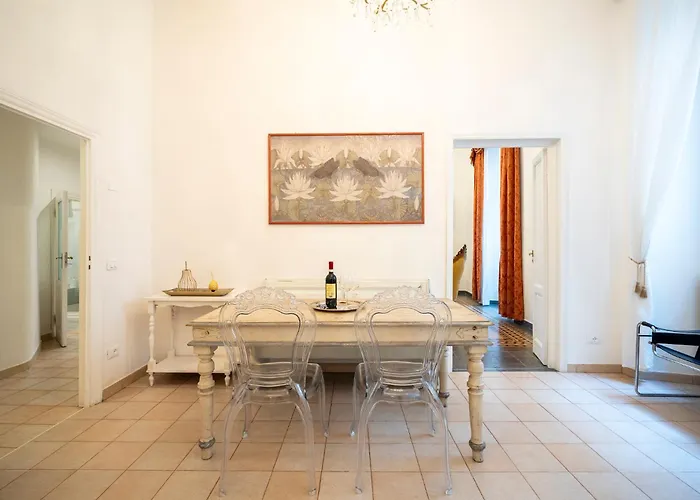 Terme Luxury In A 14th Century Palace Floransa